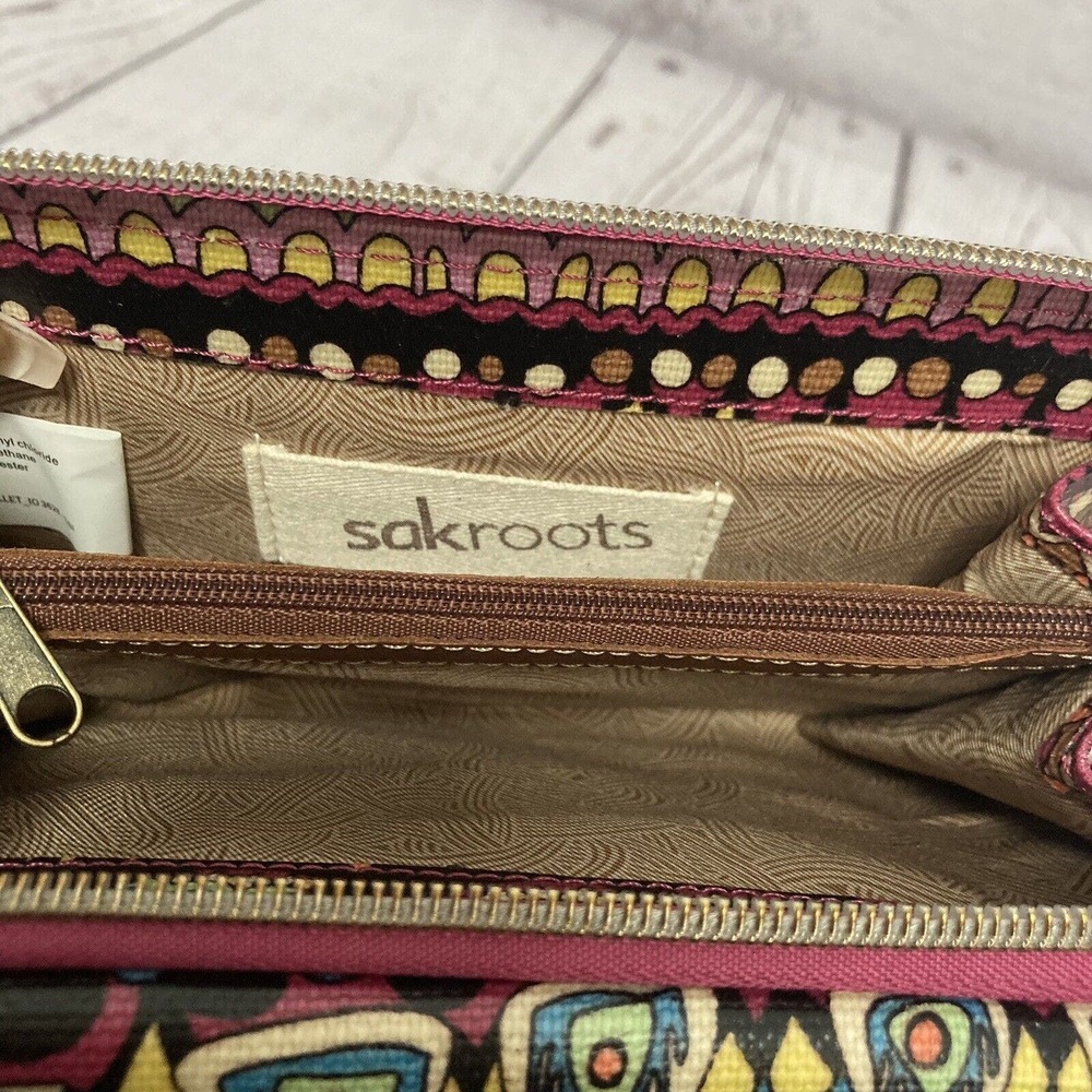 Sakroots Wallet Wristlet Bag Rectangle Colorful Aztec Multipockets Card Holder - Picture 6 of 8